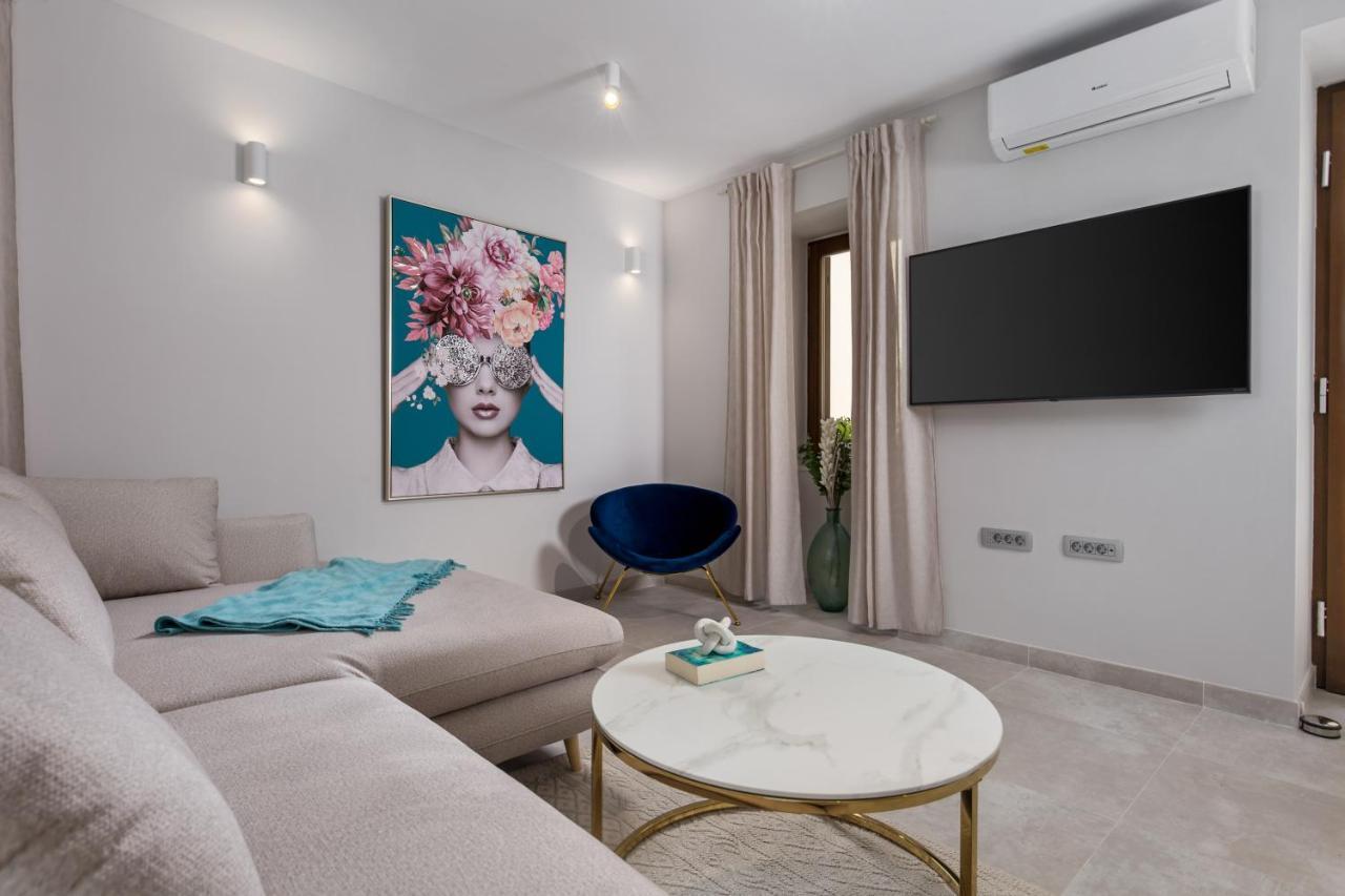Dogas Apartment