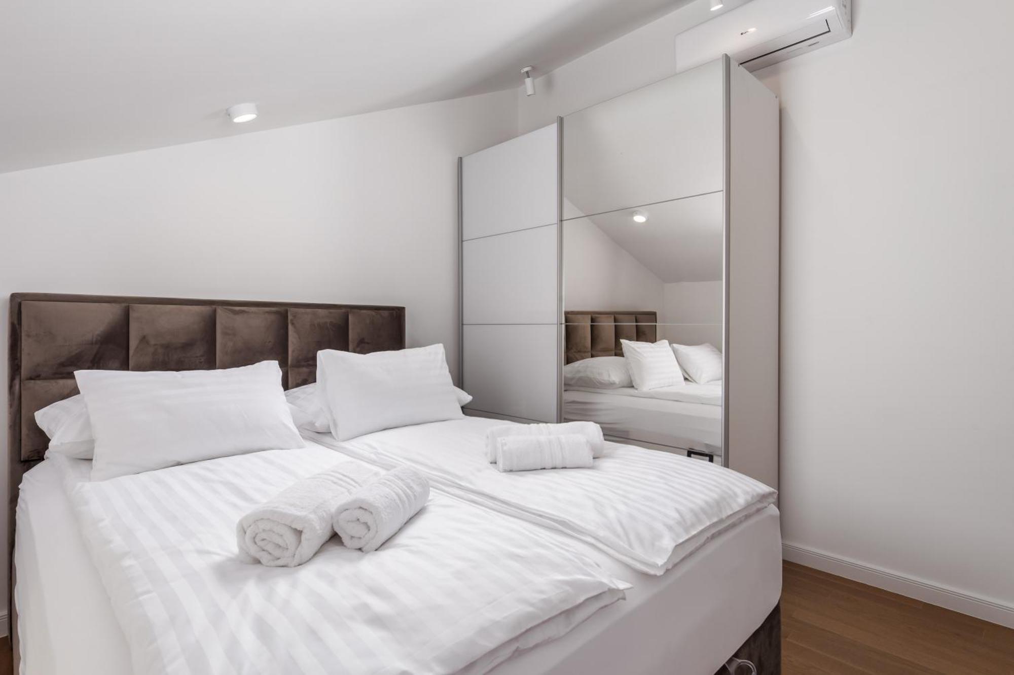 Apartament Dogas